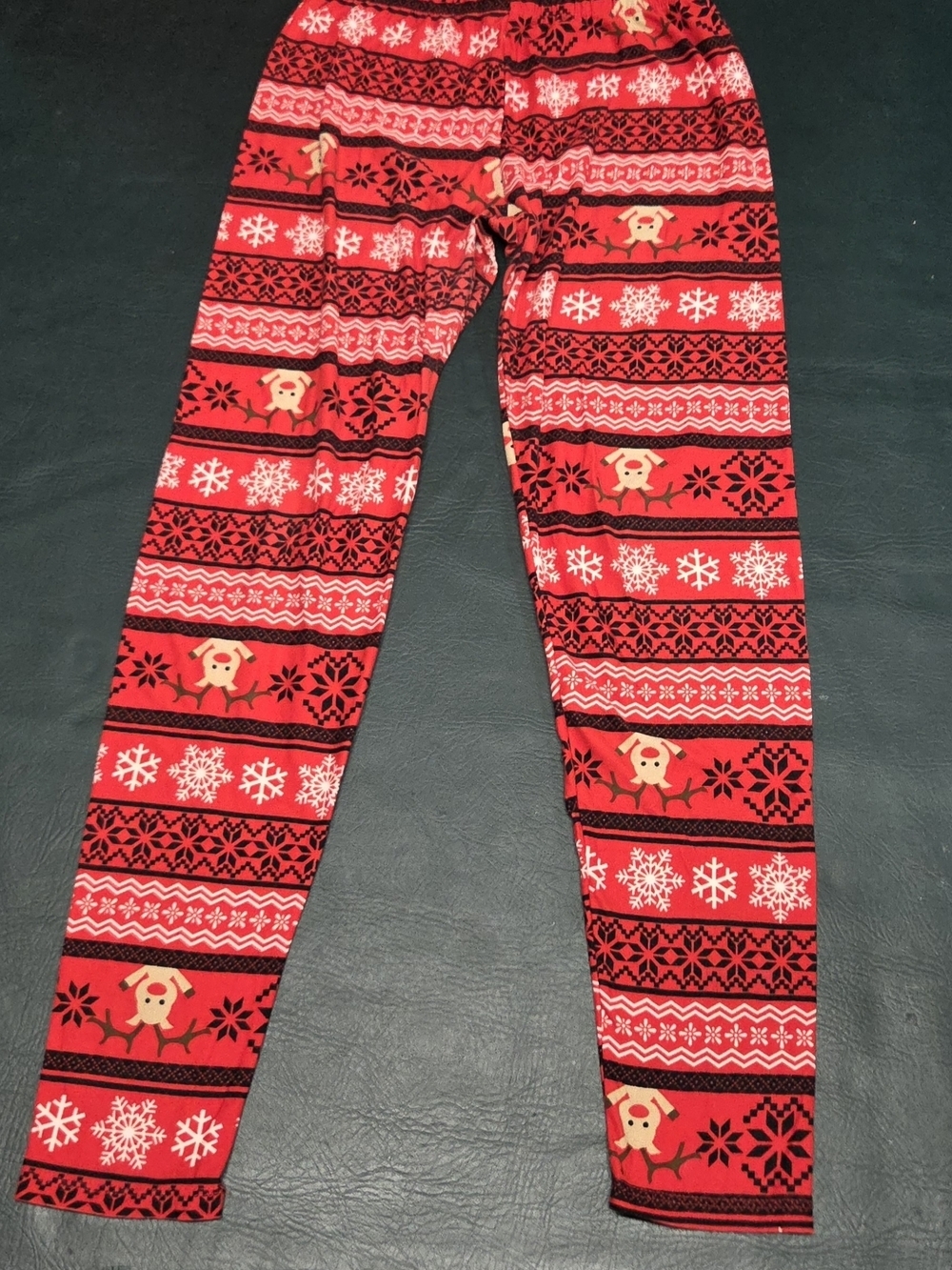 **new directions Red Holiday Raindeer & Snowflake Leggings**